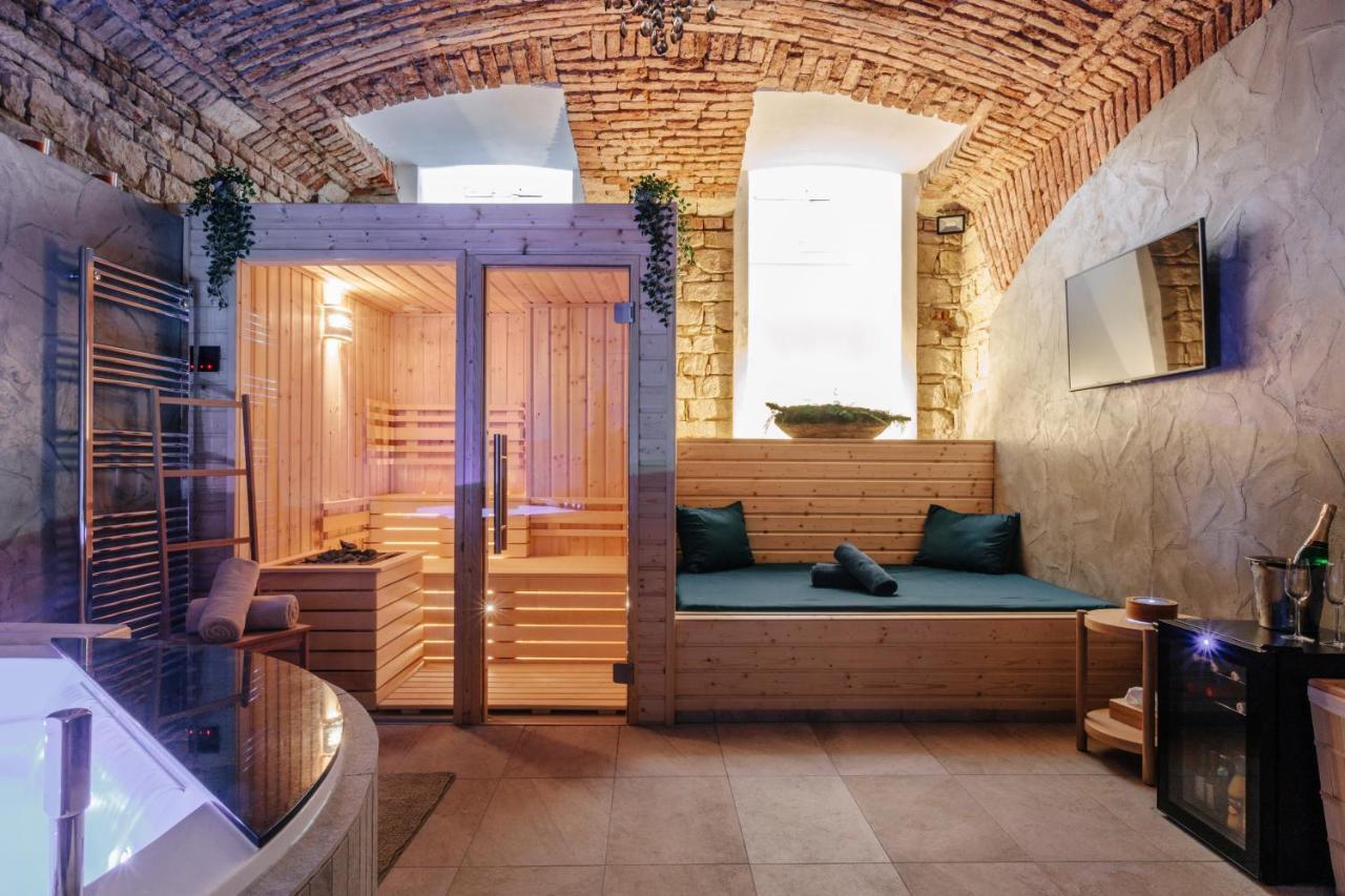 Sauna Central Prag Exterior foto